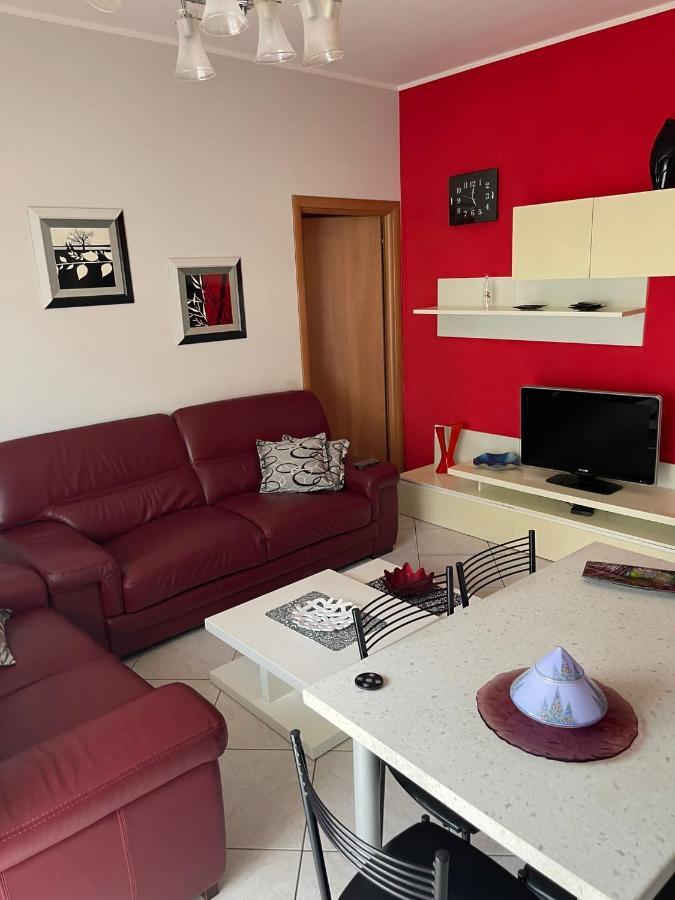 Casa Primavera Appartement Mozzate Buitenkant foto